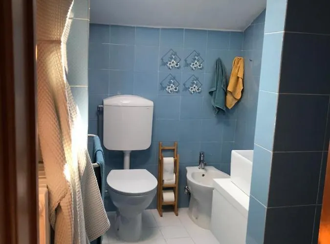 Casa Di Luca В'яреджо